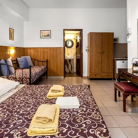 Hotell Old Town Piazza